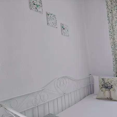 Menta Aparthotel